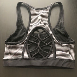 LuLu Lemon bra